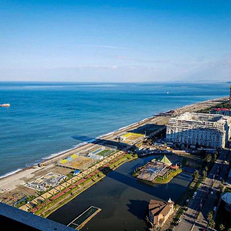 Orbi City Sea View Aparthotel Batumi Exterior foto