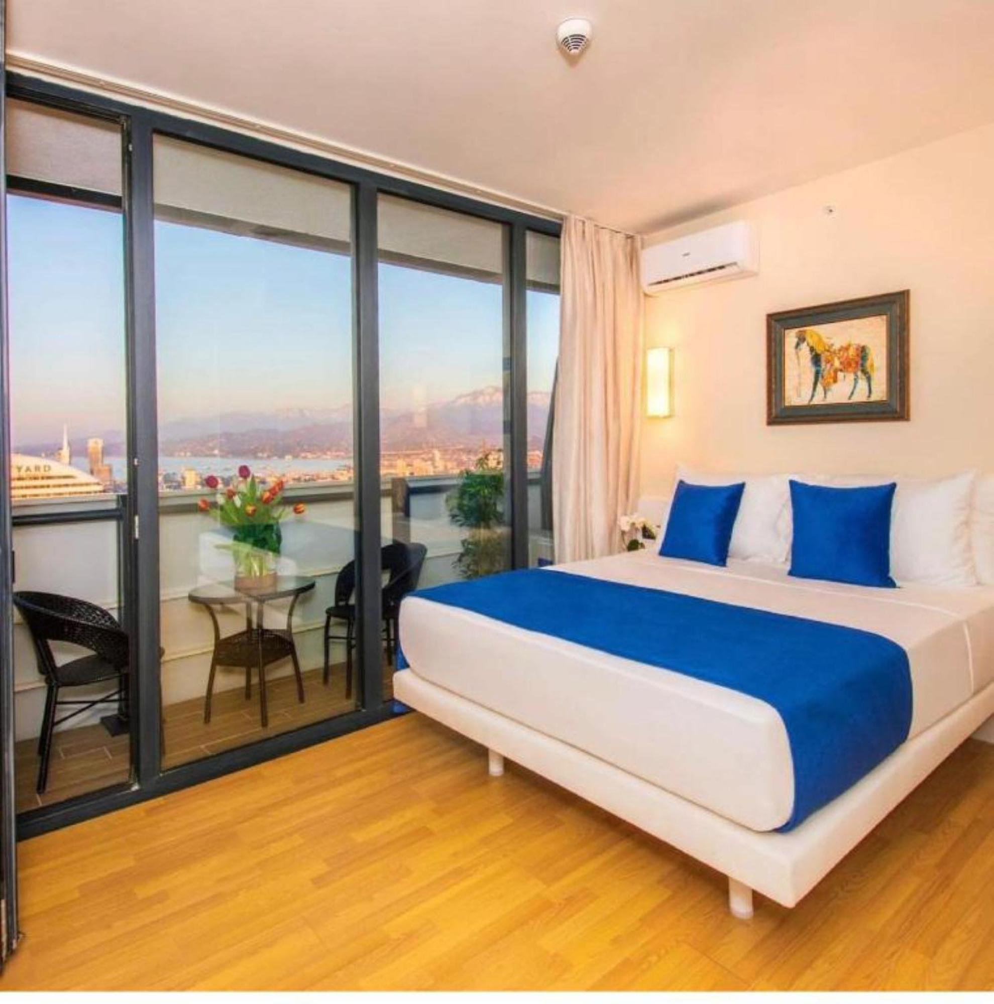Orbi City Sea View Aparthotel Batumi Exterior foto