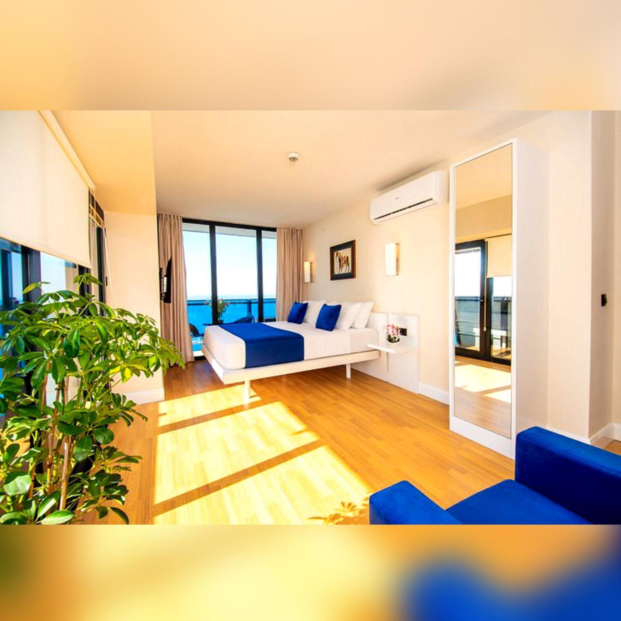 Orbi City Sea View Aparthotel Batumi Exterior foto
