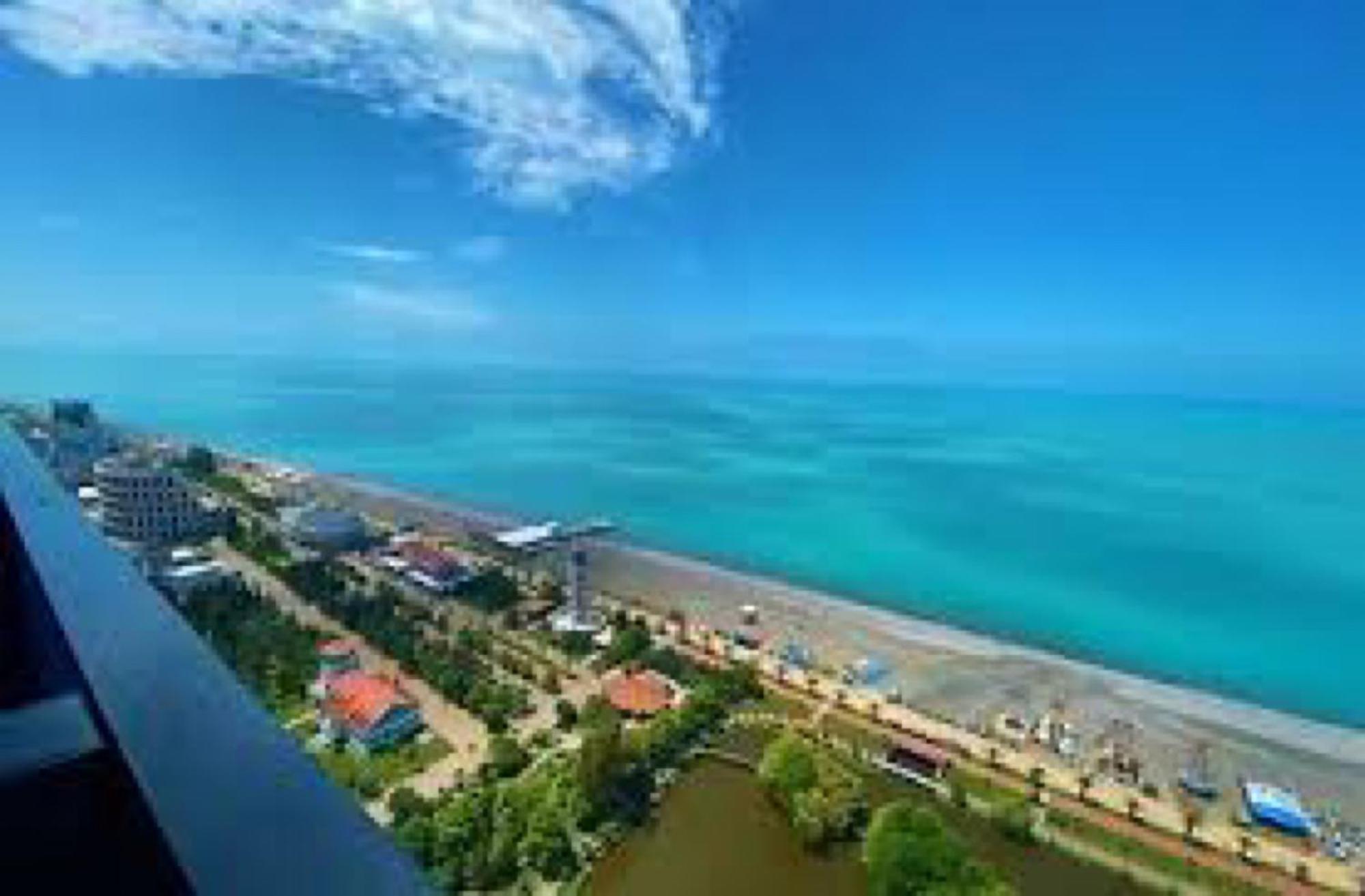 Orbi City Sea View Aparthotel Batumi Exterior foto