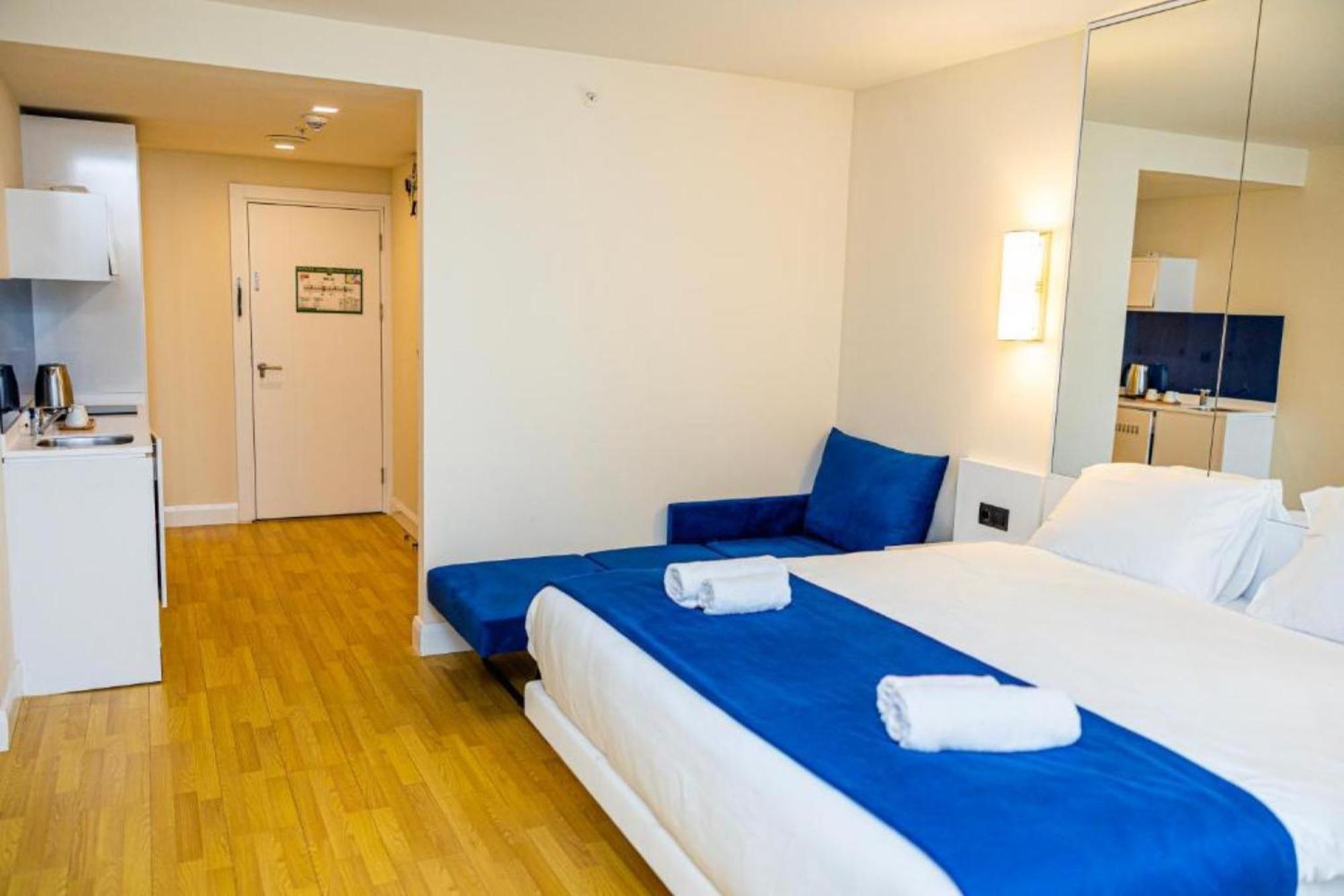 Orbi City Sea View Aparthotel Batumi Exterior foto
