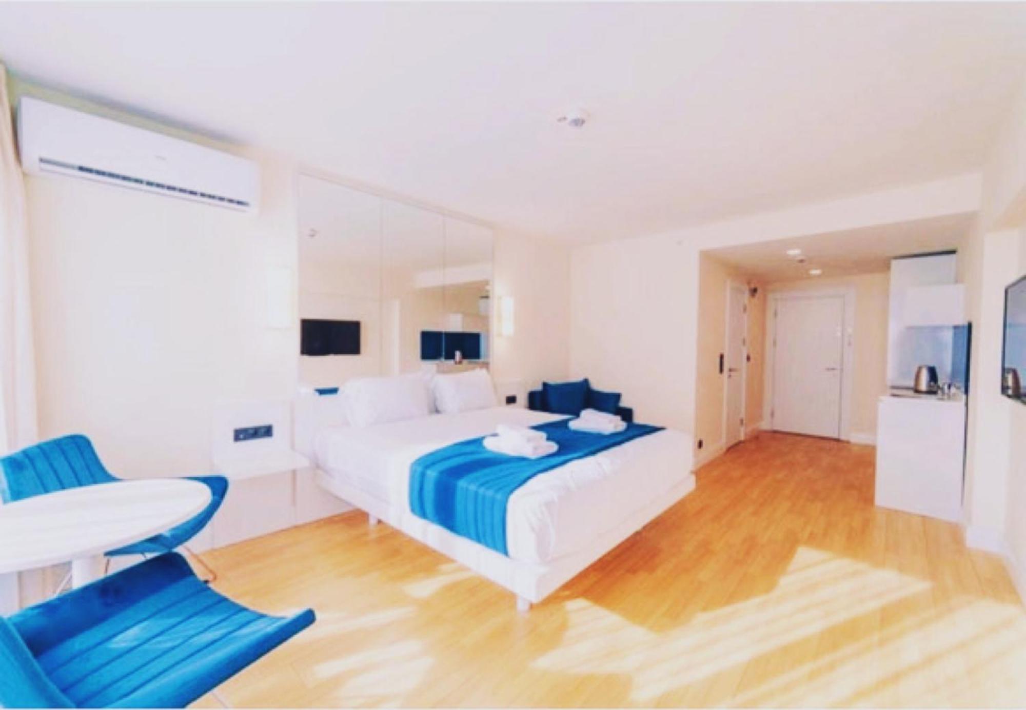Orbi City Sea View Aparthotel Batumi Exterior foto