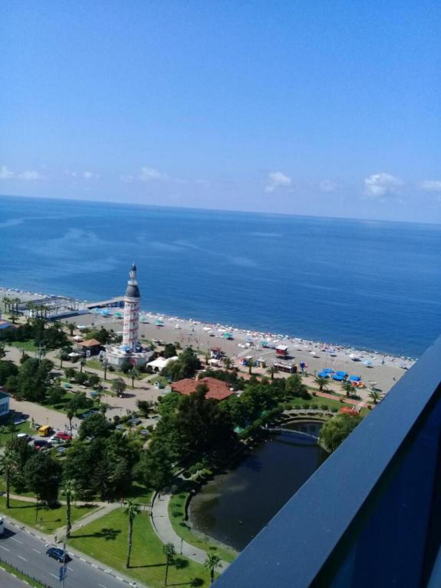 Orbi City Sea View Aparthotel Batumi Exterior foto